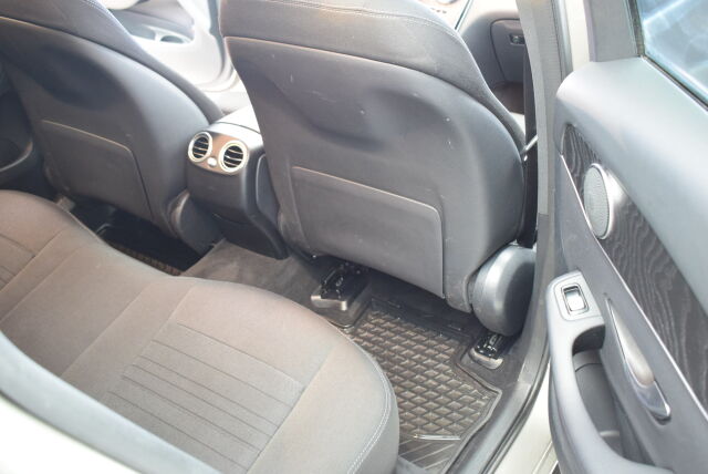 MERCEDES-BENZ GLC 2020 300 de 4MATIC A Business EQ Power * Plug-In-Hybridi, 4-veto* Suomi-Auto*