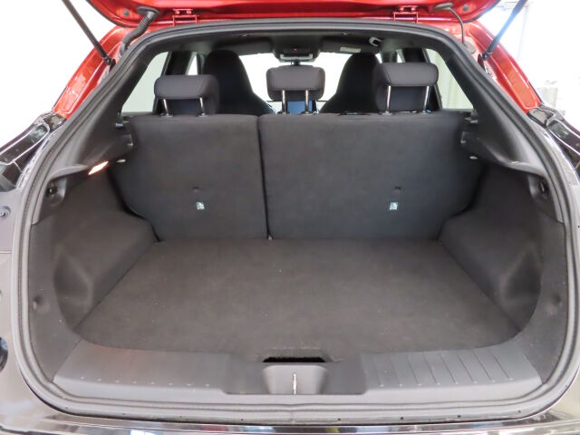 Nissan Juke 2020 DIG-T 117HP 6MT N-Connecta + Navi + two-tone