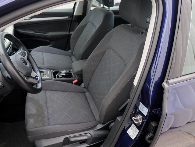 Volkswagen Golf 2021 1,0 eTSI 81 kW (MHEV) DSG-automaatti