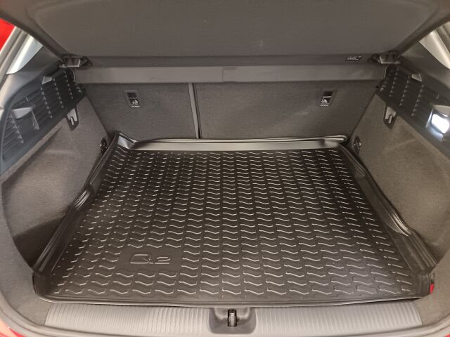 AUDI Q2 2021 Business Advanced 35 TFSI 110 kW S tronic