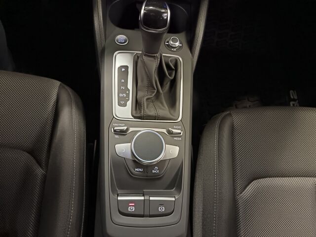 AUDI Q2 2021 Business Advanced 35 TFSI 110 kW S tronic