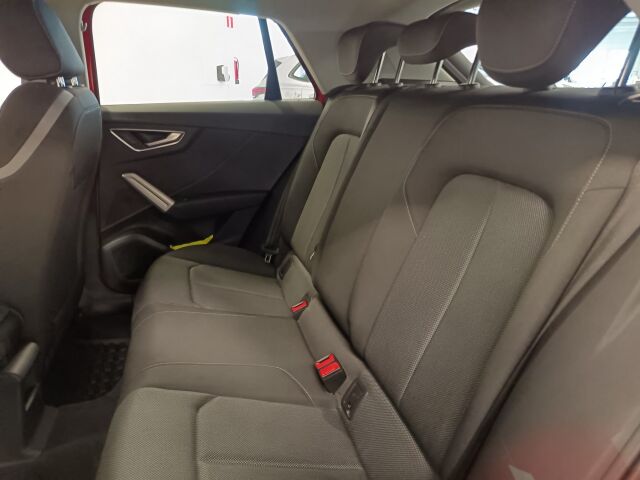 AUDI Q2 2021 Business Advanced 35 TFSI 110 kW S tronic