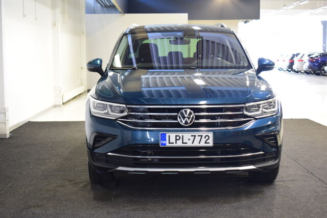 VOLKSWAGEN Tiguan 2021 Style 2,0 TDI SCR 110 kW 4MOTION DSG-automaatti* Navi, Ledit,Webasto*