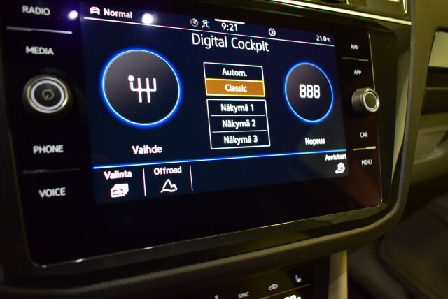 VOLKSWAGEN Tiguan 2021 Style 2,0 TDI SCR 110 kW 4MOTION DSG-automaatti* Navi, Ledit,Webasto*