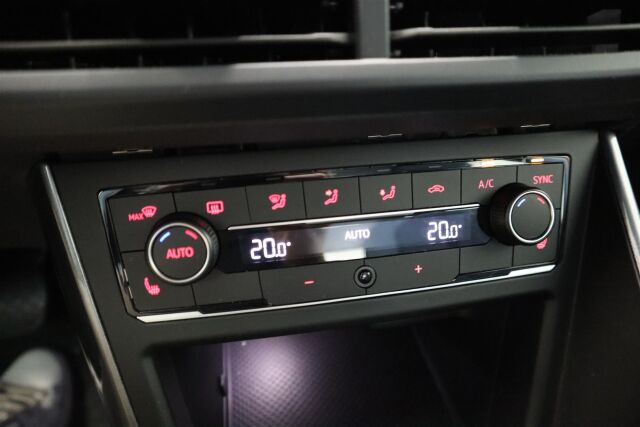 VOLKSWAGEN Polo 2021 R-Line 1,5 TSI EVO 110 kW DSG-automaatti
