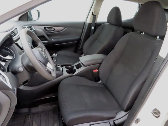 Nissan Qashqai 2021 DIG-T 140 Visia 2WD 6M/T