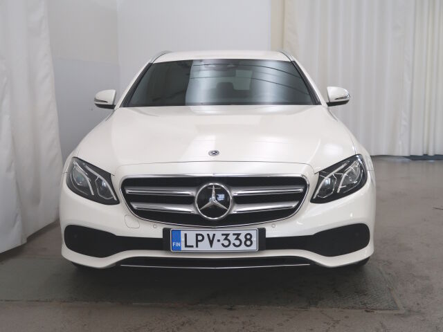 Mercedes-Benz E 2017 220 d T A Premium Business