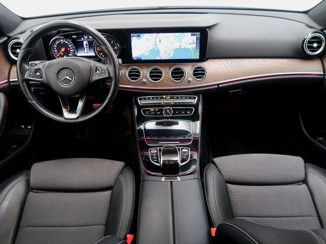 Mercedes-Benz E 2017 220 d T A Premium Business