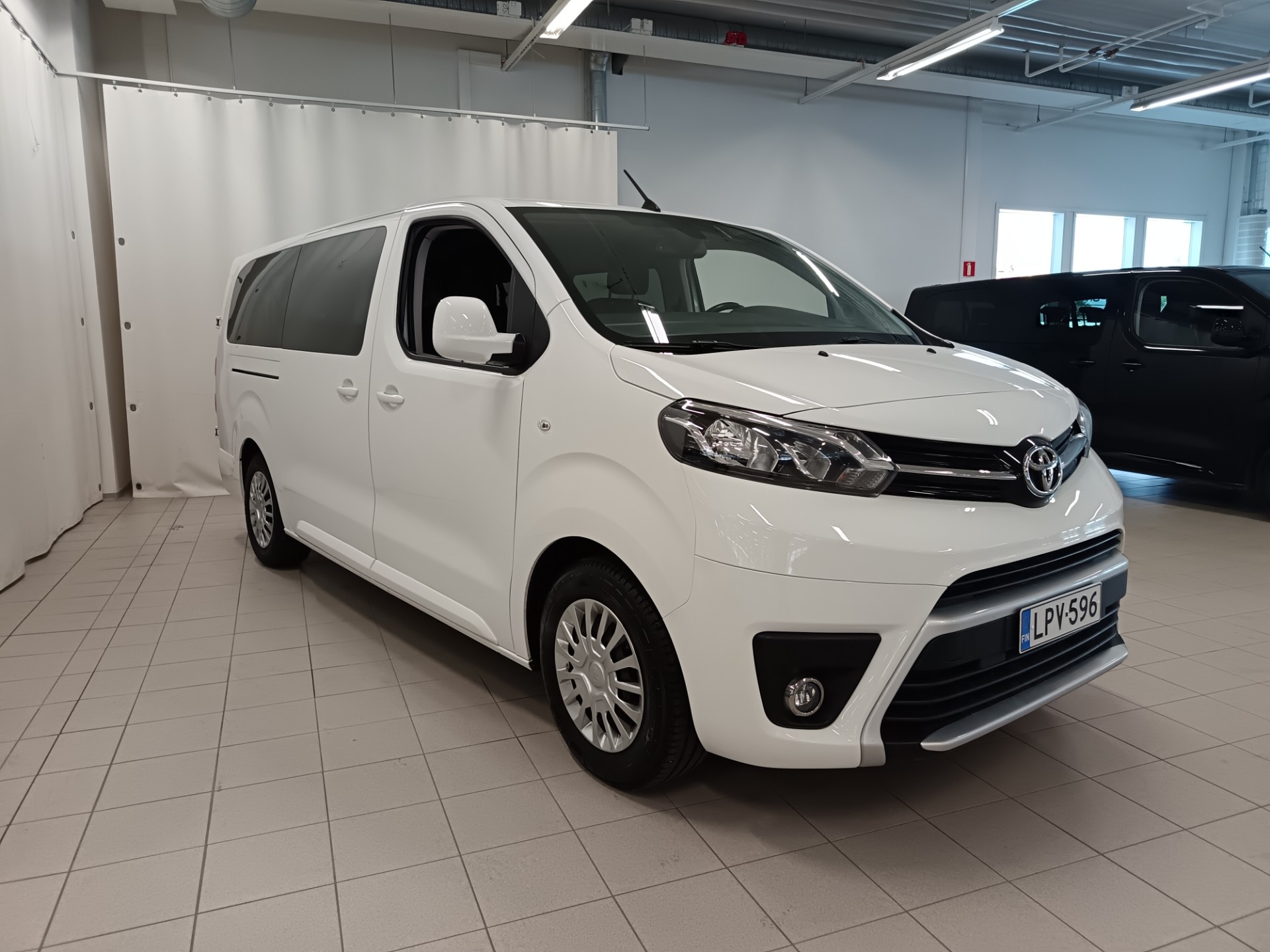 Toyota Proace Verso Active L2 1,5 D 120 2021, kuva 5/27