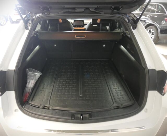 TOYOTA Corolla 2021 Touring 1,8 Hybrid GR Sport Business