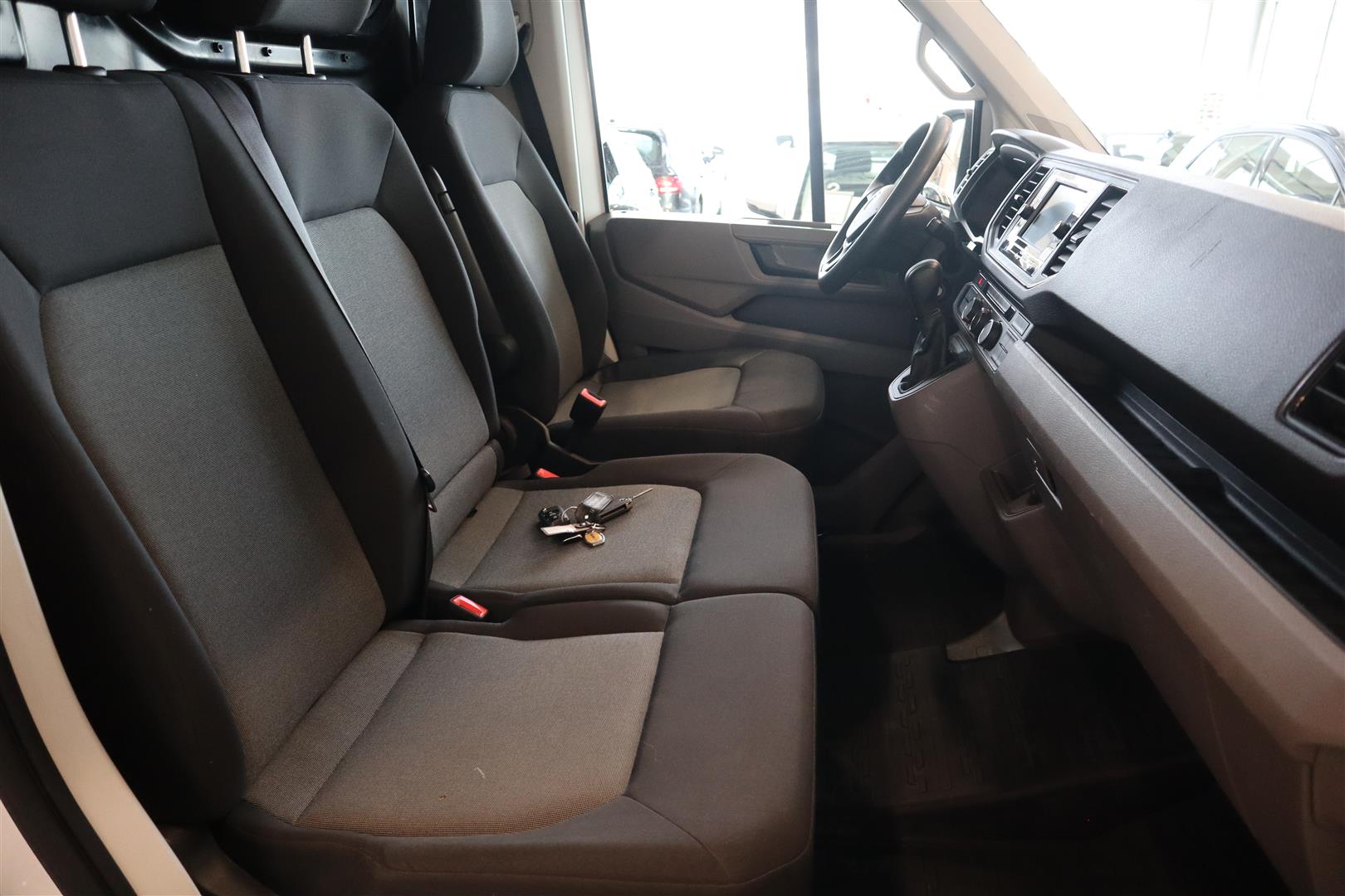 Volkswagen Crafter 2021, kuva 7/29