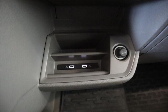 VOLKSWAGEN Crafter 2021 35 umpipakettiauto 2,0 TDI 103 kW 8at, 4490, superkorkea katto, Alv-vähennyskelpoinen.