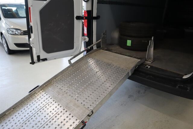 VOLKSWAGEN Crafter 2021 35 umpipakettiauto 2,0 TDI 103 kW 8at, 4490, superkorkea katto, Alv-vähennyskelpoinen.