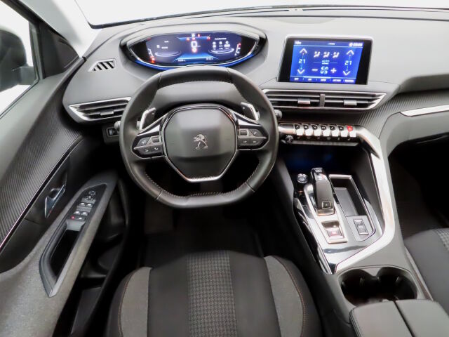 Peugeot 5008 2022 Active Pack PureTech 130 EAT8-automaatti 7-Paikkainen