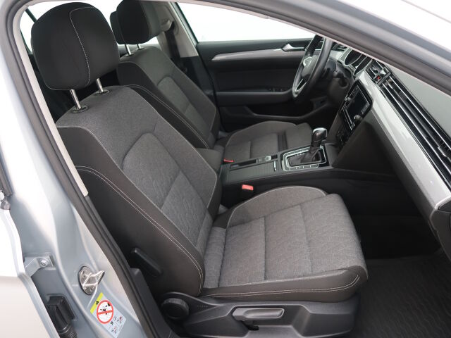 Volkswagen Passat 2023 Variant Comfort Business 1,5 TSI EVO 110 kW DSG-automaatti
