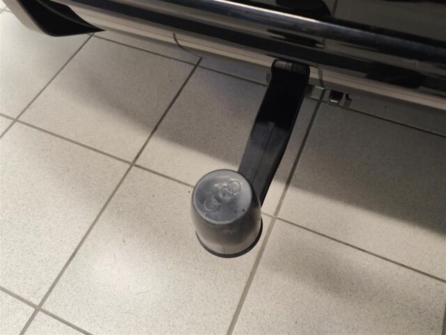 Audi Q8 e-tron 2023 Sportback 55 quattro Progress S line * 1 omistaja / Vetokoukku / ACC / P-kamera / Navi / Bang & Oluf