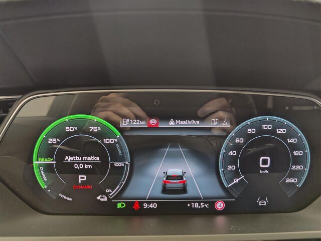 Audi Q8 e-tron 2023 Sportback 55 quattro Progress S line * 1 omistaja / Vetokoukku / ACC / P-kamera / Navi / Bang & Oluf