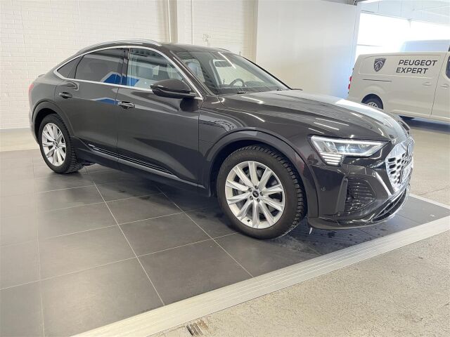AUDI Q8 e-tron 2023 Sportback 55 quattro Progress S line **Hyvin varusteltu Suomiauto**