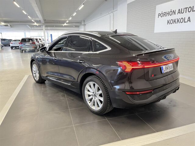 AUDI Q8 e-tron 2023 Sportback 55 quattro Progress S line **Hyvin varusteltu Suomiauto**