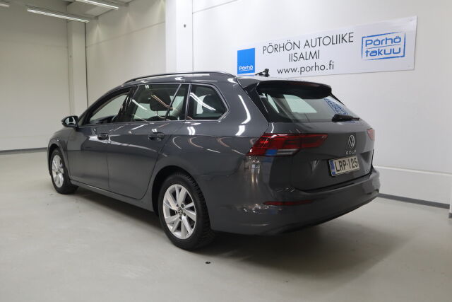 VOLKSWAGEN Golf 2022 Variant Comfort Business 1,0 eTSI (MHEV) 81 kW DSG-automaatti