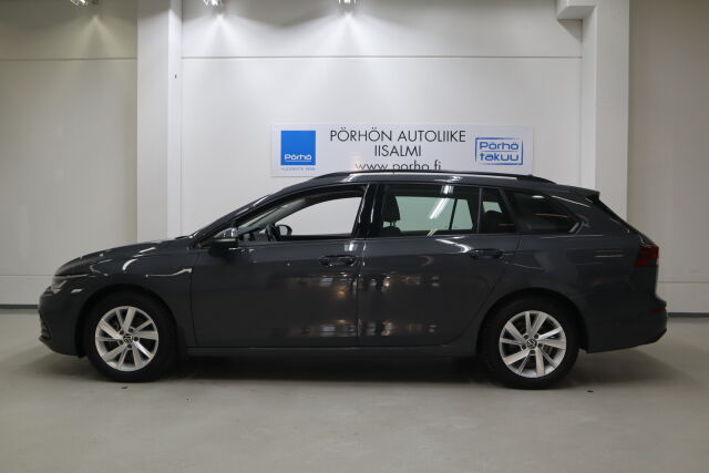 VOLKSWAGEN Golf 2022 Variant Comfort Business 1,0 eTSI (MHEV) 81 kW DSG-automaatti