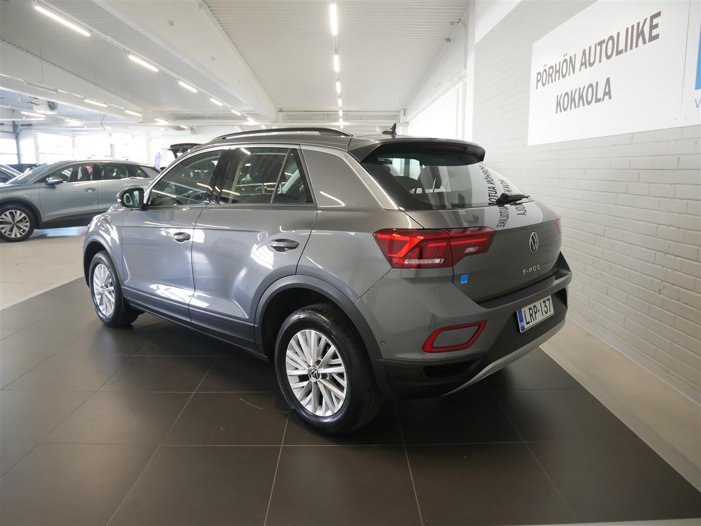 Volkswagen T-Roc Comfort 1,0 TSI 81 kW 2023, kuva 3/18