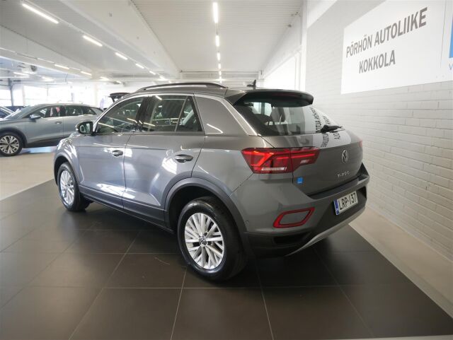 VOLKSWAGEN T-Roc 2023 Comfort 1,0 TSI 81 kW