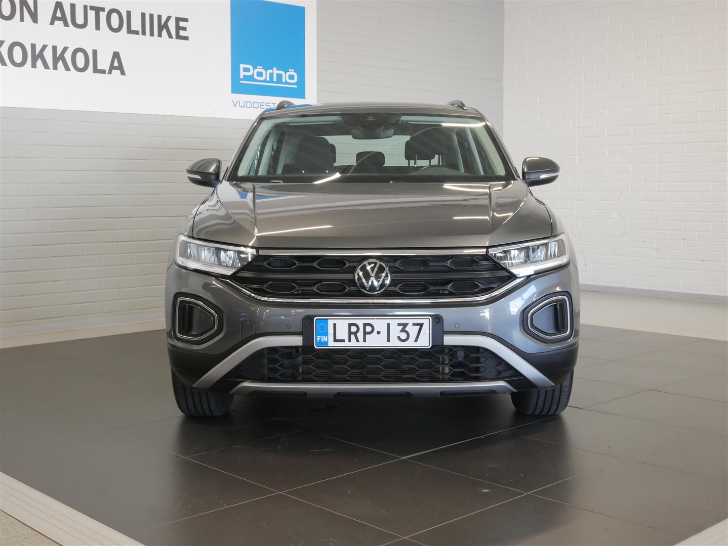 Volkswagen T-Roc Comfort 1,0 TSI 81 kW 2023, kuva 7/18