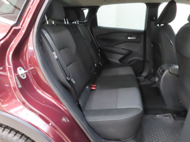 Nissan Qashqai 2023 MHEV 140 6M/T 2WD N-Connecta 12.3" TFT