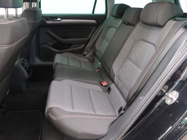 Volkswagen Passat 2022 Variant Comfort Business 1,5 TSI EVO 110 kW DSG-automaatti