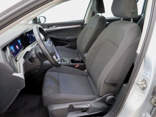 Volkswagen Golf 2023 Variant Comfort Business 1,0 eTSI (MHEV) 81 kW DSG-automaatti