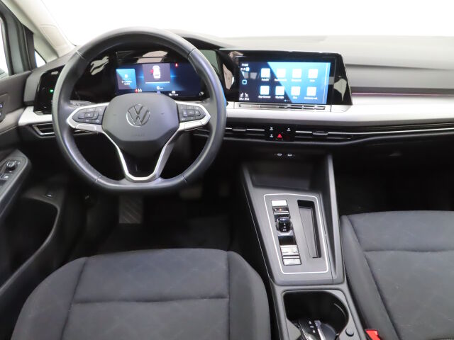 Volkswagen Golf 2023 Variant Comfort Business 1,0 eTSI (MHEV) 81 kW DSG-automaatti