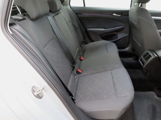 Volkswagen Golf 2023 Variant Comfort Business 1,0 eTSI (MHEV) 81 kW DSG-automaatti