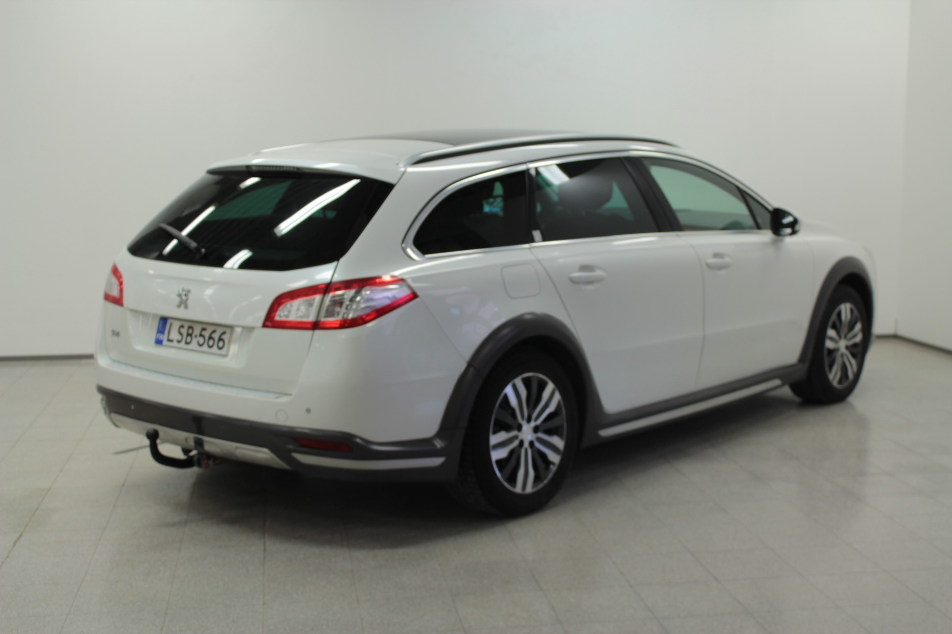 Peugeot 508 RXH HYbrid4 HDi AWD 2013, kuva 3/17