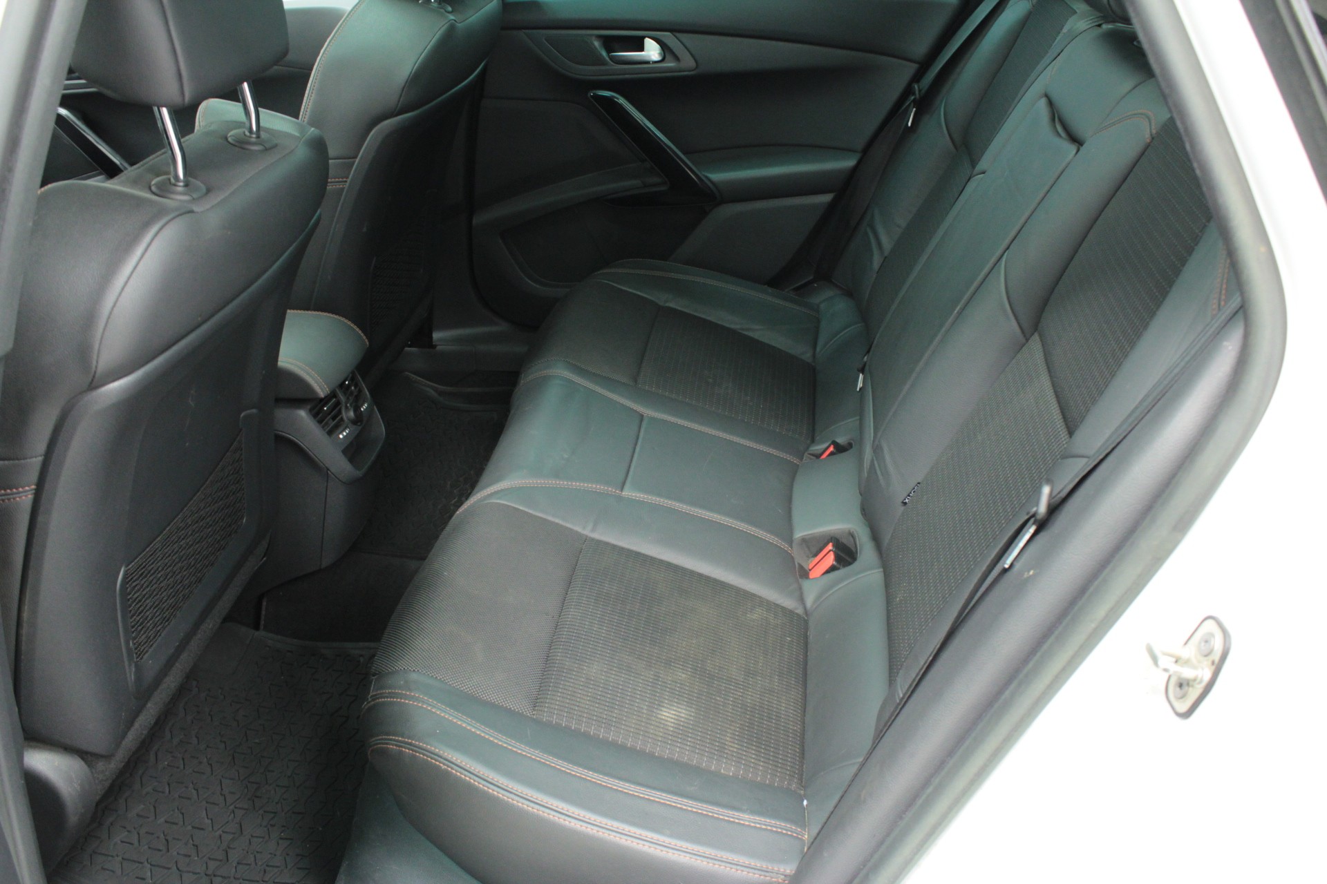 Peugeot 508 RXH HYbrid4 HDi AWD 2013, kuva 6/17