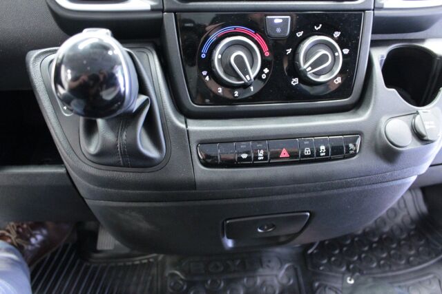 Peugeot Boxer 2025 335 L2H1 BlueHDi 140 EAT8 Automaatti