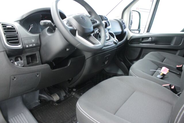 Peugeot Boxer 2025 335 L2H1 BlueHDi 140 EAT8 Automaatti