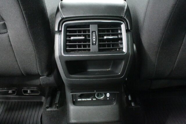 SKODA Karoq 2023 1.5 TSI Ambition DSG Autom.