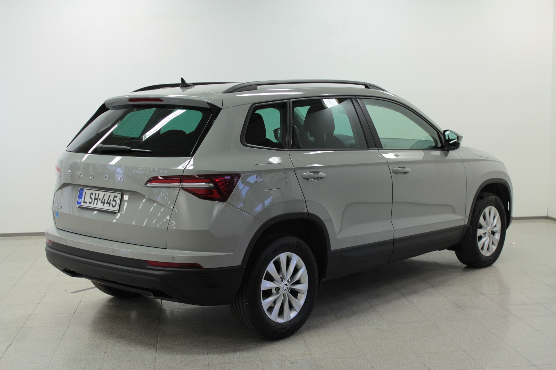 Skoda Karoq 1.5 TSI Ambition DSG Autom. 2023, bild 4/21