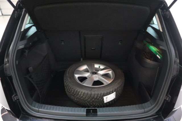 Skoda Karoq 2023 1.5 TSI Ambition DSG Autom.