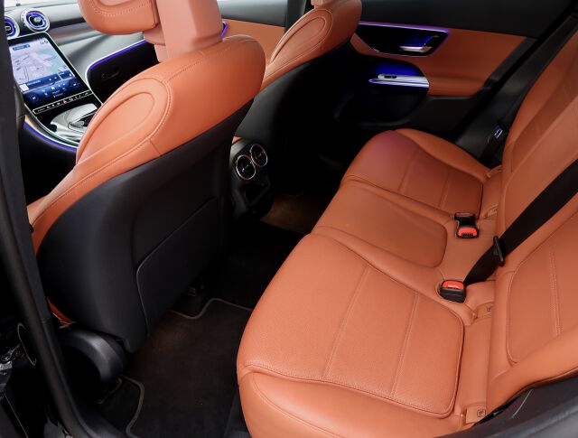 Mercedes-Benz GLC 2023 300 e 4MATIC A Premium