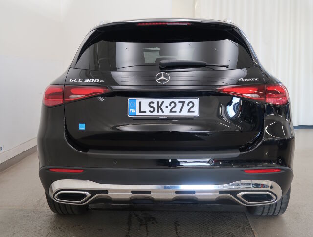Mercedes-Benz GLC 2023 300 e 4MATIC A Premium