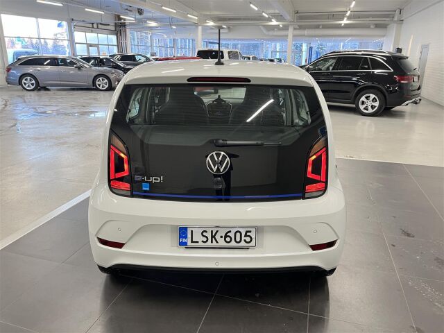Volkswagen up! 2023 e-up! 61 kW automaatti,1 -omisteinen, alv.väh.kelpoinen! Takuu! Soh 96%.