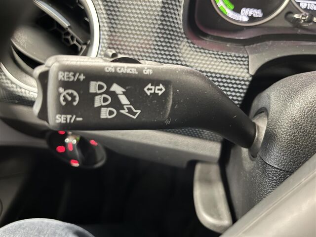 Volkswagen up! 2023 e-up! 61 kW automaatti,1 -omisteinen, alv.väh.kelpoinen! Takuu! Soh 96%.