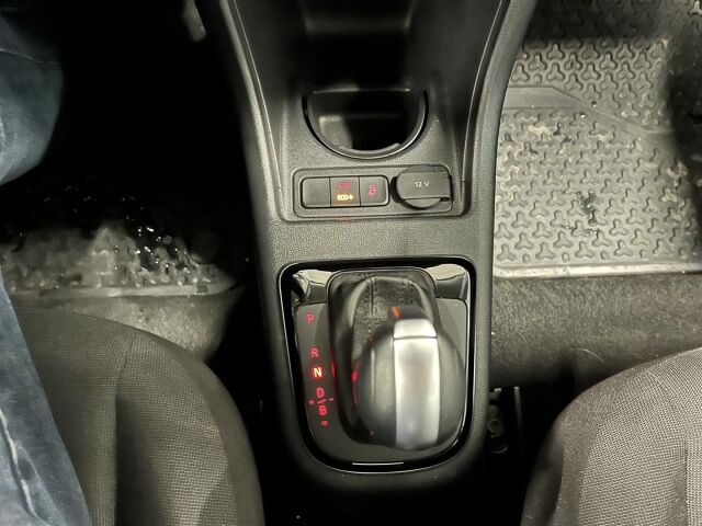 Volkswagen up! 2023 e-up! 61 kW automaatti,1 -omisteinen, alv.väh.kelpoinen! Takuu! Soh 96%.