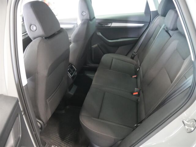 SKODA Karoq 2023 1.5 TSI Ambition DSG Autom.