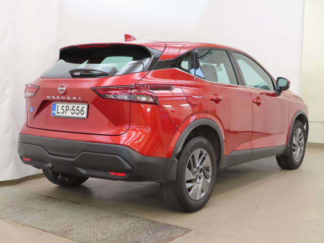 Nissan Qashqai 2023 MHEV 140 6M/T 2WD Acenta
