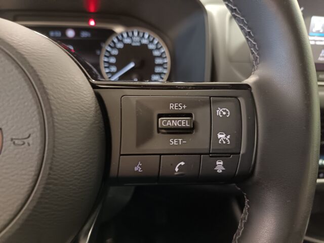 Nissan Qashqai 2023 MHEV 140 6M/T 2WD Acenta