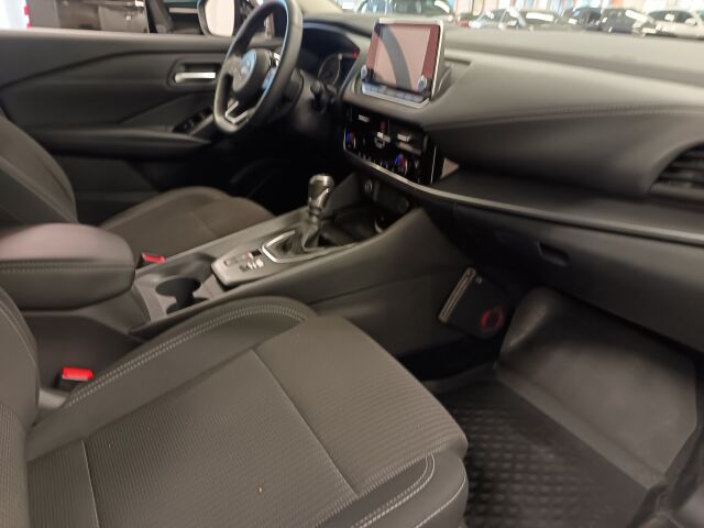 Nissan Qashqai 2023 MHEV 140 6M/T 2WD Acenta