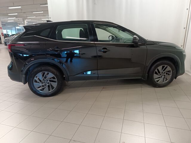 Nissan Qashqai 2023 MHEV 140 6M/T 2WD Acenta